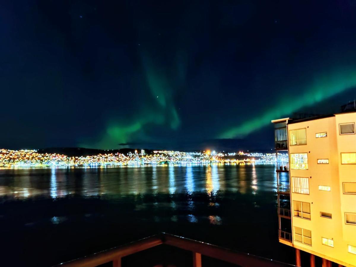 Top Floor Apartment With A Magic View Tromsø Eksteriør billede